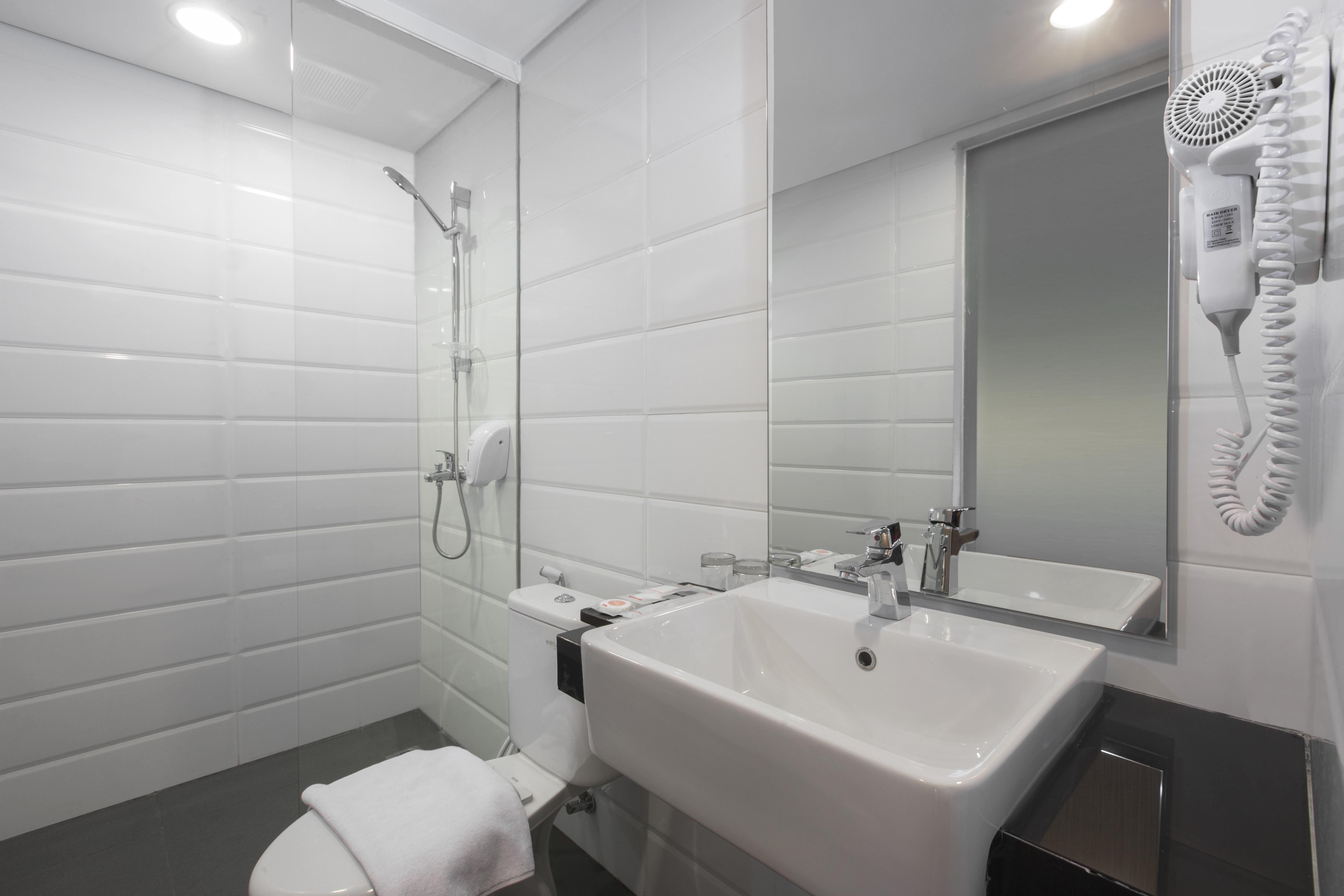 Up-Peak Hotel Simpang Lima Semarang Formerly Ha-Ka Simpanglima Hotel Σεμαράνγκ Εξωτερικό φωτογραφία