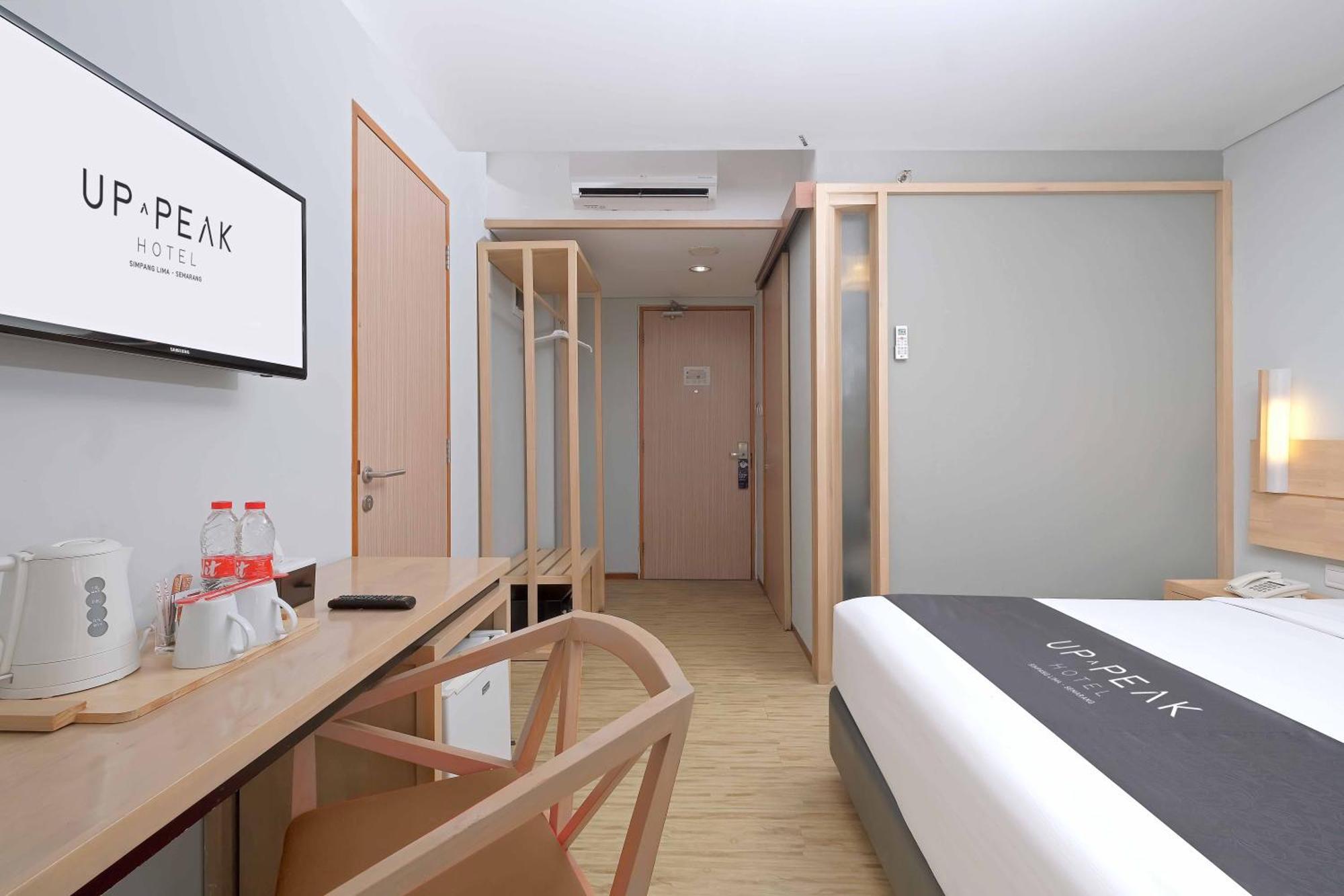 Up-Peak Hotel Simpang Lima Semarang Formerly Ha-Ka Simpanglima Hotel Σεμαράνγκ Εξωτερικό φωτογραφία
